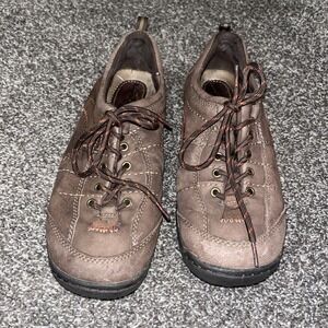 Earth Origins Shoes Women's Size 7.5M Brown Kamber Leather Sneaker